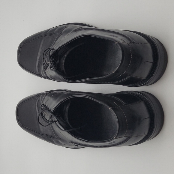 Hugo Boss size 8.5 black men's dress shoe - Picture 3 of 11